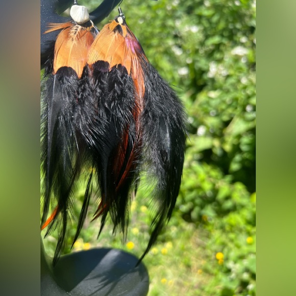 Black Feather Leather Sea Shell Statement Earrings - Picture 4 of 11